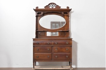 イギリスアンティーク　1920年頃　マホガニー材　オーバルミラーを備えたドレッシングチェスト　(R-090120)