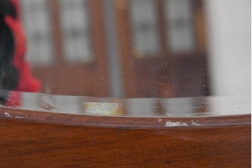 イギリスアンティーク　1920年頃　マホガニー材　オーバルミラーを備えたドレッシングチェスト　(R-090120)