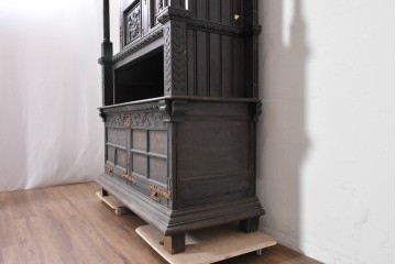 ヨーロッパアンティーク　1900年頃　オーク材　大迫力!!　圧巻のスケールと精緻な彫刻が魅力の立派なキャビネット　(R-090123)