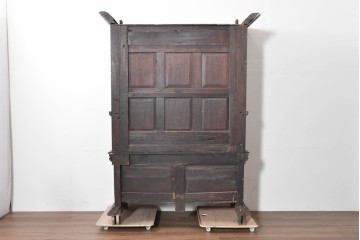 ヨーロッパアンティーク　1900年頃　オーク材　大迫力!!　圧巻のスケールと精緻な彫刻が魅力の立派なキャビネット　(R-090123)