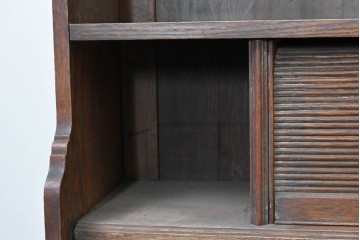 イギリスアンティーク　1900年頃　希少デザイン!!　オーク材　シャッター扉がレトロな引き出し式デスク付き本棚　(R-090128)