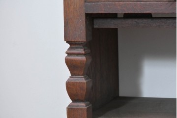 イギリスアンティーク　1900年頃　希少デザイン!!　オーク材　シャッター扉がレトロな引き出し式デスク付き本棚　(R-090128)