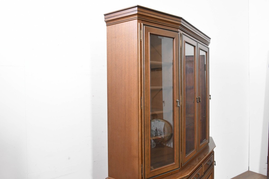 中古　美品　maruni(マルニ木工)　端正なデザインが魅力の照明付きキャビネット　定価約130万円　(R-090135)