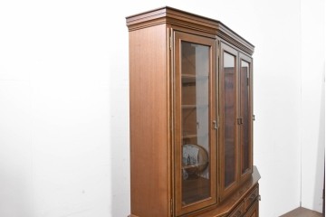 中古　美品　maruni(マルニ木工)　端正なデザインが魅力の照明付きキャビネット　定価約130万円　(R-090135)