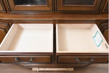 中古　美品　maruni(マルニ木工)　端正なデザインが魅力の照明付きキャビネット　定価約130万円　(R-090135)