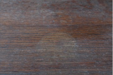 イギリスアンティーク　オーク材　丸鏡と彫刻が上品なミラーバックサイドボード　(R-090139)