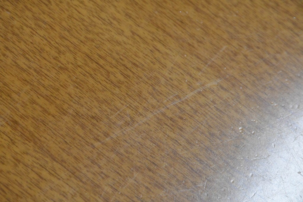 中古　KOSUGA(コスガ)　MILANO(ミラノ)シリーズ　2208　天板の象嵌意匠がアクセントのダイニングテーブル　(R-090154)