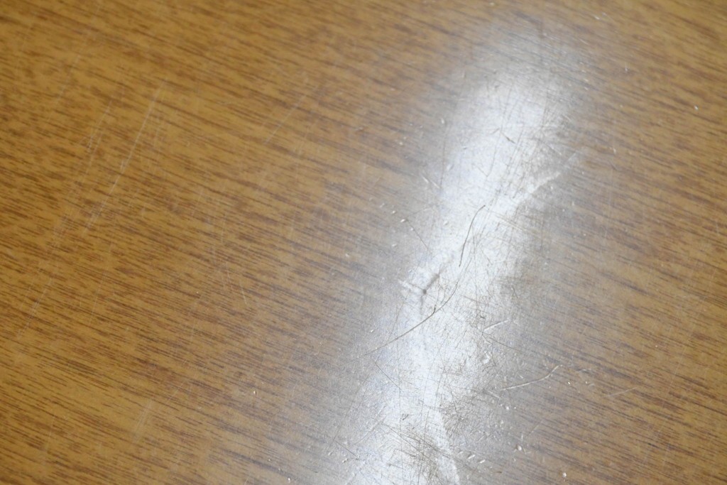 中古　KOSUGA(コスガ)　MILANO(ミラノ)シリーズ　2208　天板の象嵌意匠がアクセントのダイニングテーブル　(R-090154)