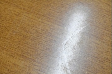 中古　KOSUGA(コスガ)　MILANO(ミラノ)シリーズ　2208　天板の象嵌意匠がアクセントのダイニングテーブル　(R-090154)