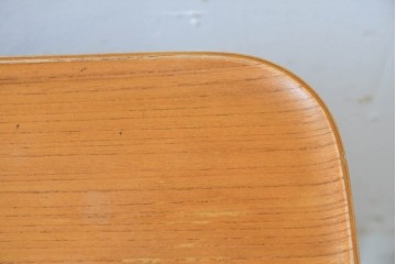 和製ヴィンテージ　天童木工(Tendo)　剣持勇氏デザイン　Haco(箱)　T-6002　やわらかなフォルムのセンターテーブル　現行定価約34万円　(R-090155)