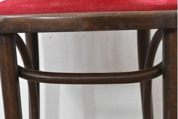 ヴィンテージ　赤い座面がアクセントのベントウッドチェア　(R-090156)