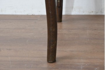 ヴィンテージ　赤い座面がアクセントのベントウッドチェア　(R-090156)