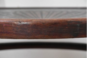 アンティーク家具　THONET(トーネット)　座面の意匠が目を引くベントウッドアームチェア　(R-090159)