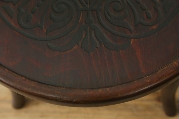 アンティーク家具　THONET(トーネット)　座面の意匠が目を引くベントウッドアームチェア　(R-090159)