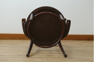 アンティーク家具　THONET(トーネット)　座面の意匠が目を引くベントウッドアームチェア　(R-090159)