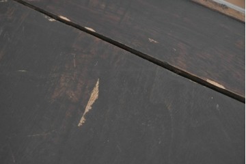 ヴィンテージ家具　中国伝統デザインが施されたアンティーク調の花台　(R-090165)