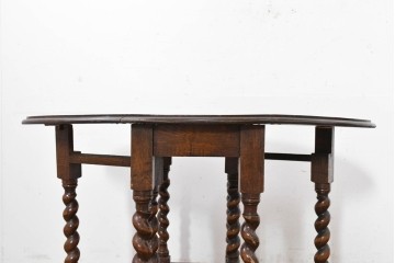イギリスアンティーク　オーク材　ツイストレッグが目を引くゲートレッグテーブル　(R-090167)