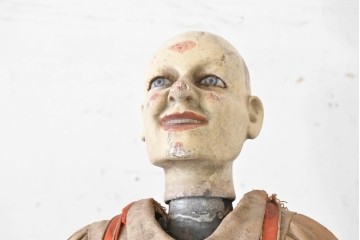  ヨーロッパアンティーク　1910年から1940年頃　激レア!　Clown Escamoteur(手品師のピエロ)　精巧なからくりと圧倒的な存在感が目を惹く大型オートマタ付きオルゴール(R-090168)