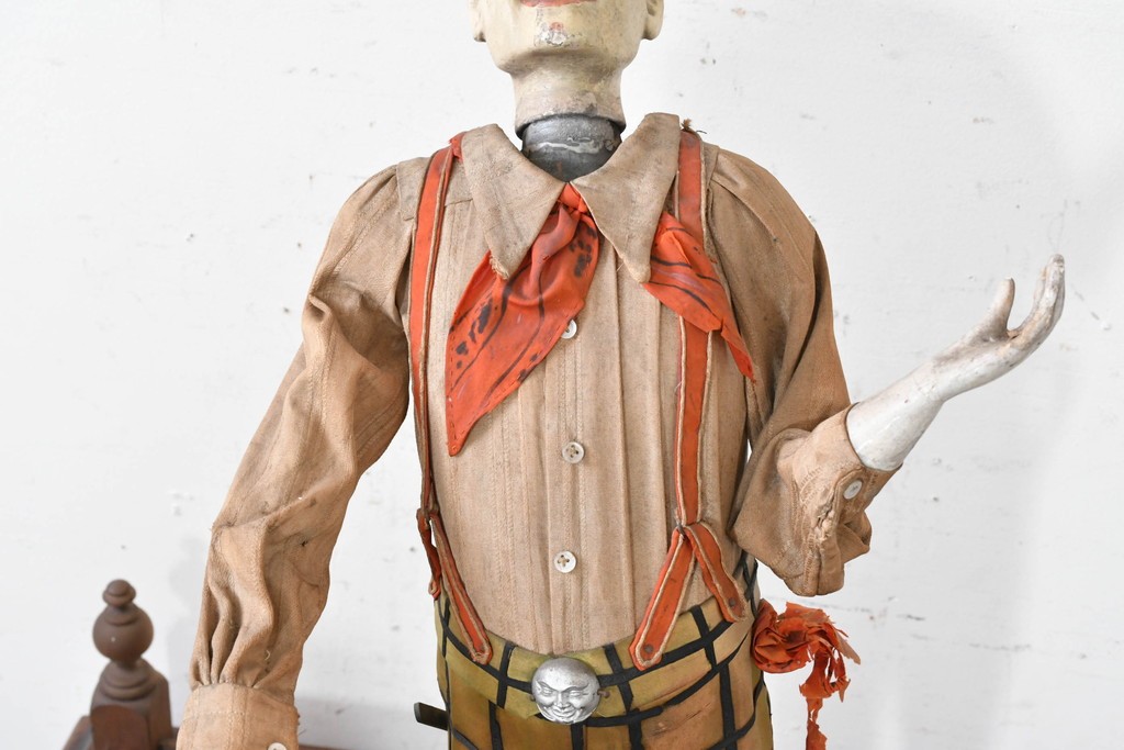  ヨーロッパアンティーク　1910年から1940年頃　激レア!　Clown Escamoteur(手品師のピエロ)　精巧なからくりと圧倒的な存在感が目を惹く大型オートマタ付きオルゴール(R-090168)