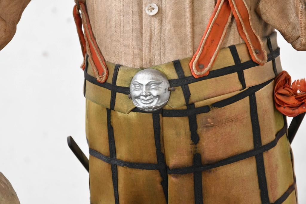  ヨーロッパアンティーク　1910年から1940年頃　激レア!　Clown Escamoteur(手品師のピエロ)　精巧なからくりと圧倒的な存在感が目を惹く大型オートマタ付きオルゴール(R-090168)