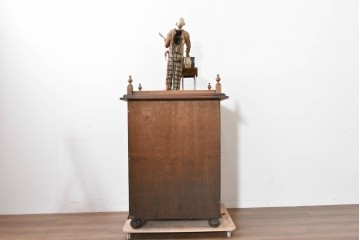  ヨーロッパアンティーク　1910年から1940年頃　激レア!　Clown Escamoteur(手品師のピエロ)　精巧なからくりと圧倒的な存在感が目を惹く大型オートマタ付きオルゴール(R-090168)