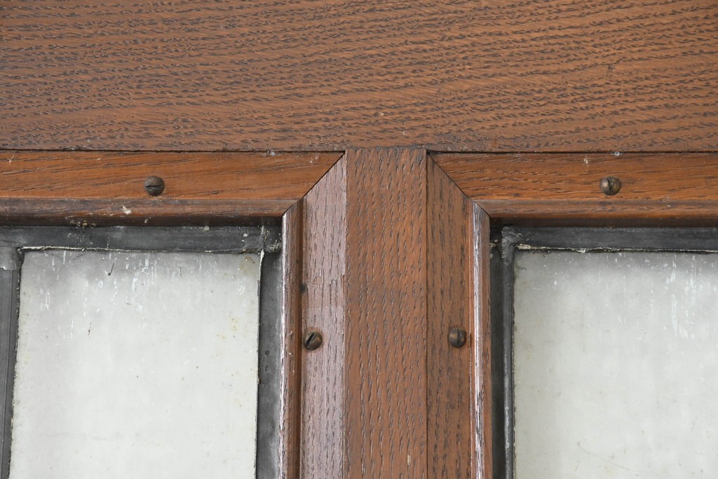 アンティーク建具　1920年から1930年頃　オーク材　ひし形意匠のステンドグラス入りドア2枚(1対)セット　(R-090170)