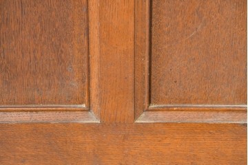アンティーク建具　1920年から1930年頃　オーク材　ひし形意匠のステンドグラス入りドア2枚(1対)セット　(R-090170)
