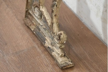 イギリスアンティーク　鋳物　アカンサス装飾が美しいガーデン用オブジェ　(R-090172)