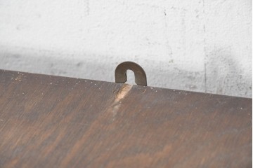 イギリスヴィンテージ　ステンドグラスの扉が上品なウォールキャビネット　(R-090192)