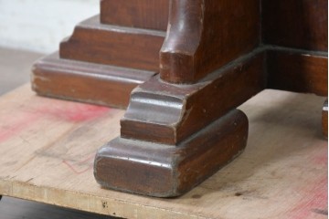 イギリスアンティーク　1940年から1960年頃　市松模様の天板が目を引くチェステーブル　(R-090194)