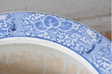 和製ヴィンテージ　昭和中期　特大!!　鳳凰・松竹梅の図　縁起の良い意匠を随所に描いた瀬戸火鉢　(R-090201)