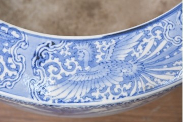 和製ヴィンテージ　昭和中期　特大!!　鳳凰・松竹梅の図　縁起の良い意匠を随所に描いた瀬戸火鉢　(R-090201)