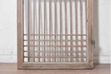 中国アンティーク建具　李朝風建具　素朴な格子デザインの窓1枚　(R-090202)