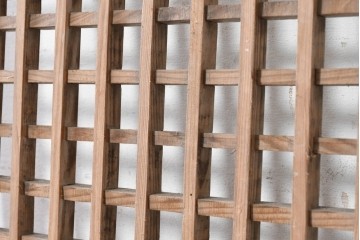 中国アンティーク建具　李朝風建具　素朴な格子デザインの窓1枚　(R-090202)