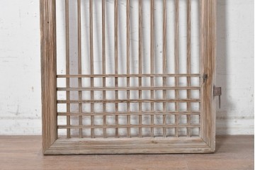 中国アンティーク建具　李朝風建具　素朴な格子デザインの窓1枚　(R-090203)