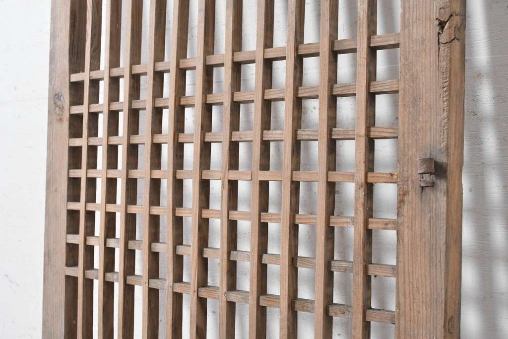 中国アンティーク建具　李朝風建具　素朴な格子デザインの窓1枚　(R-090203)