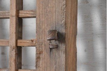 中国アンティーク建具　李朝風建具　素朴な格子デザインの窓1枚　(R-090203)