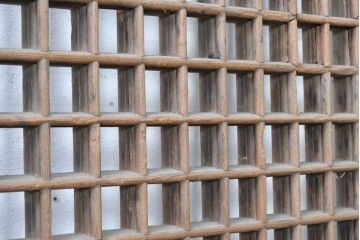 中国アンティーク建具　李朝風建具　素朴な格子デザインの窓1枚　(R-090204)