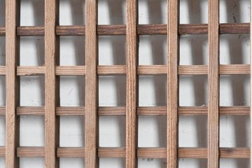 中国アンティーク建具　李朝風建具　素朴な格子デザインの窓1枚　(R-090207)