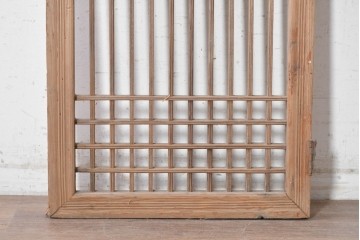 中国アンティーク建具　李朝風建具　素朴な格子デザインの窓1枚　(R-090210)