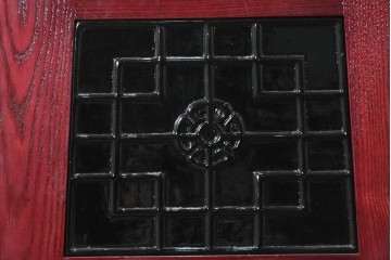 中古　中国伝統デザインの幾何学模様が目を引くモダンデザインの花台　(R-090213)