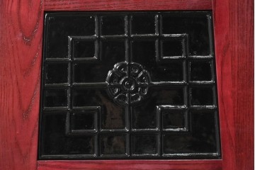 中古　中国伝統デザインの幾何学模様が目を引くモダンデザインの花台　(R-090214)