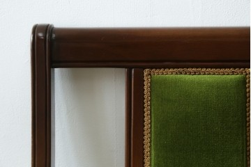 中古　美品　神戸洋家具　メープル不二屋　クラシカルなダイニングチェア　(R-090218)