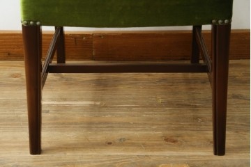 中古　美品　神戸洋家具　メープル不二屋　クラシカルなダイニングチェア　(R-090218)