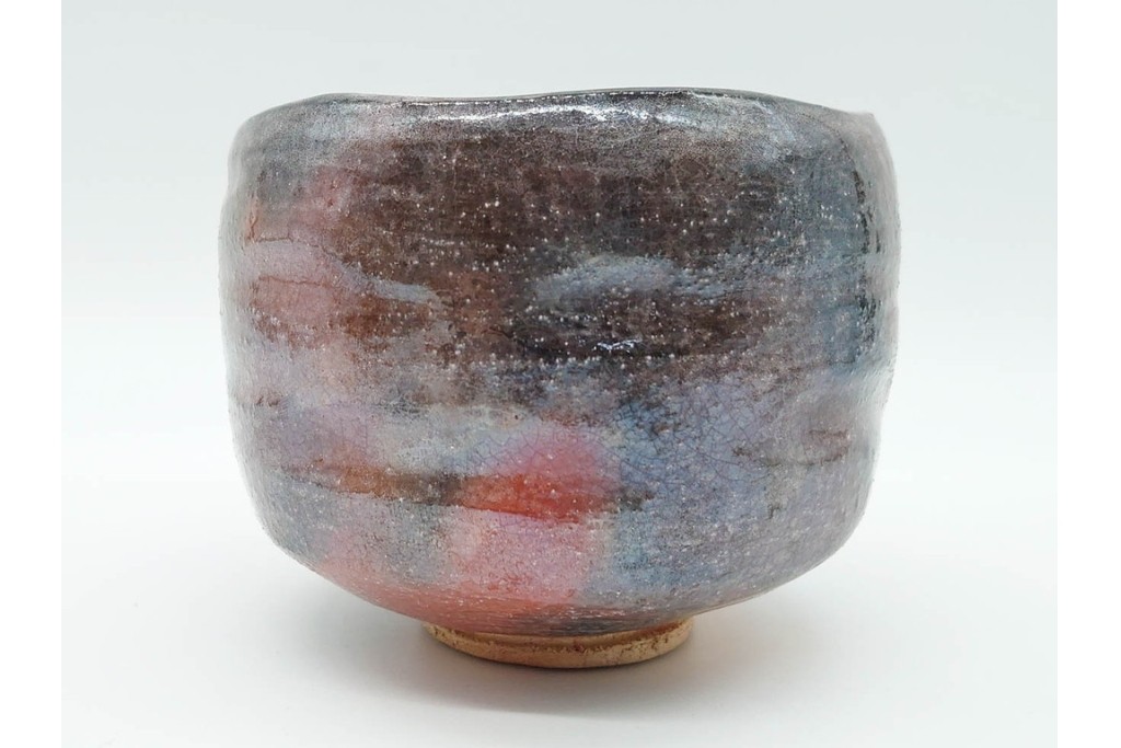 十四代 楽吉左衛門　楽焼　直径約12cm(3.9寸)　銘「瑞雲」　赤砂釉の茶碗　而妙斎書付あり　共箱付き　(R-090221)