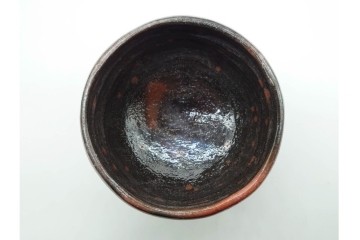十四代 楽吉左衛門　楽焼　直径約12cm(3.9寸)　銘「瑞雲」　赤砂釉の茶碗　而妙斎書付あり　共箱付き　(R-090221)