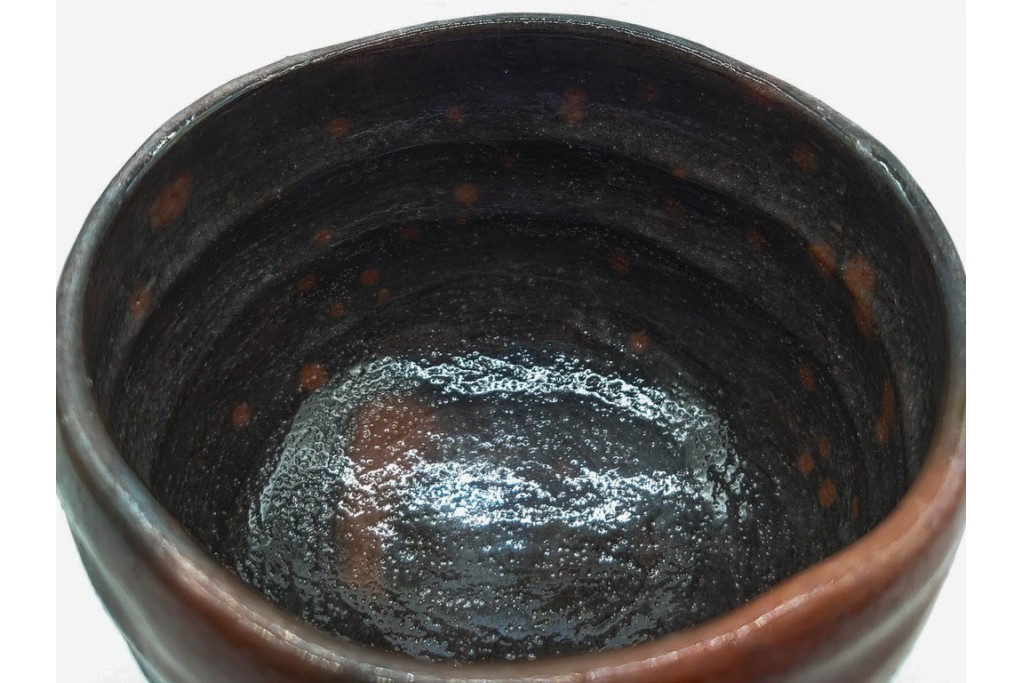 十四代 楽吉左衛門　楽焼　直径約12cm(3.9寸)　銘「瑞雲」　赤砂釉の茶碗　而妙斎書付あり　共箱付き　(R-090221)