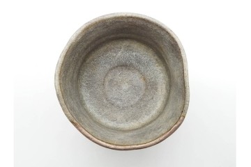六代 清水六兵衛　京焼　直径約12cm(3.9寸)　古稀彩による桔梗文が印象的な茶碗　共箱付き　(R-090223)