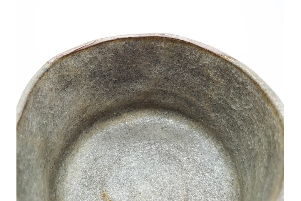 六代 清水六兵衛　京焼　直径約12cm(3.9寸)　古稀彩による桔梗文が印象的な茶碗　共箱付き　(R-090223)