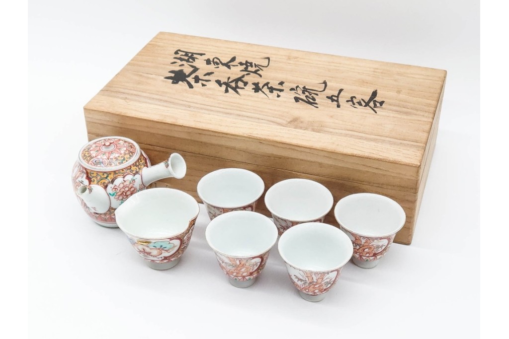 公式】アンティーク家具ラフジュ工房商品詳細ページ湖東焼 赤絵 華やか